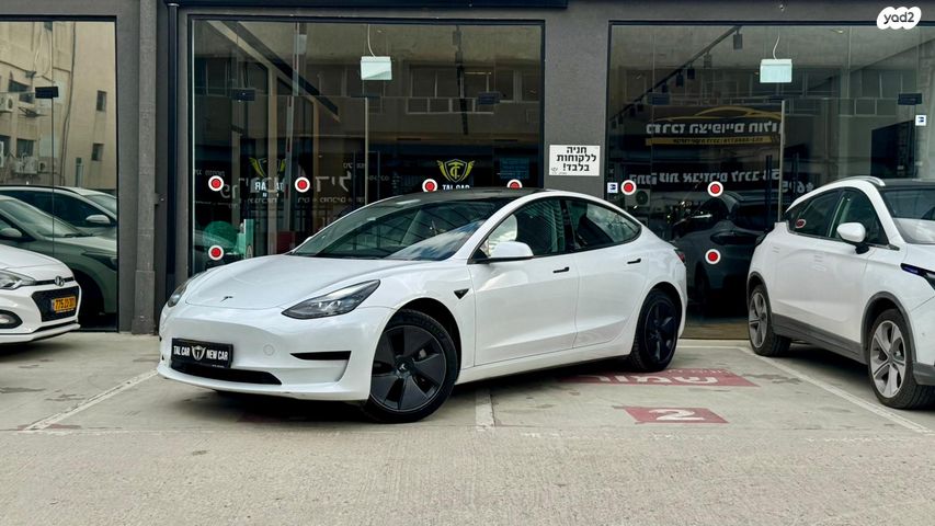 מודעת רכב טסלה מודל 3
