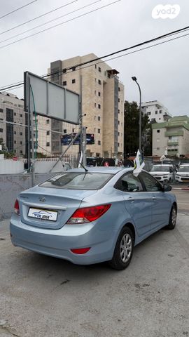 יונדאי אקסנט i25