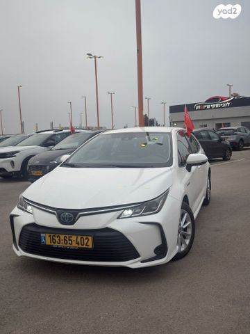 מודעת רכב טויוטה קורולה 1