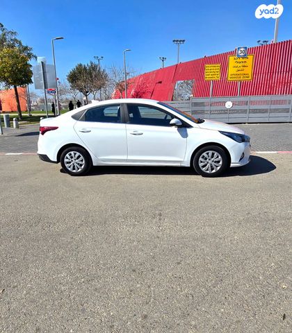 יונדאי אקסנט i25