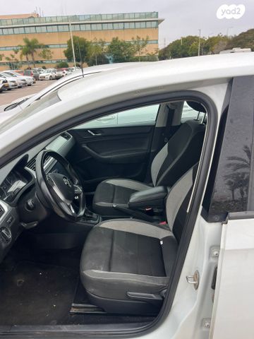 סקודה ראפיד