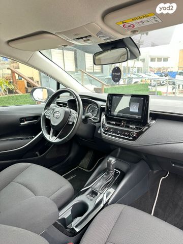 טויוטה קורולה