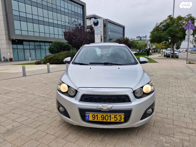 שברולט סוניק