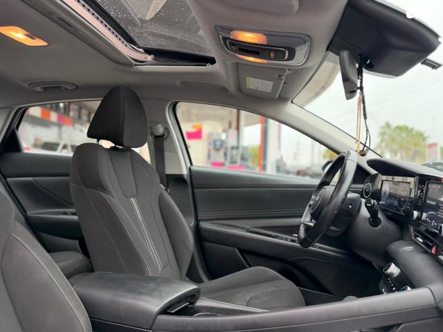 יונדאי אלנטרה