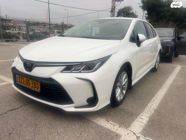 טויוטה קורולה