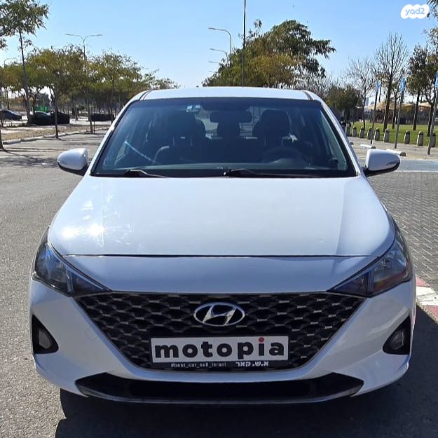 יונדאי אקסנט i25