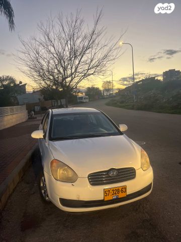 יונדאי אקסנט i25