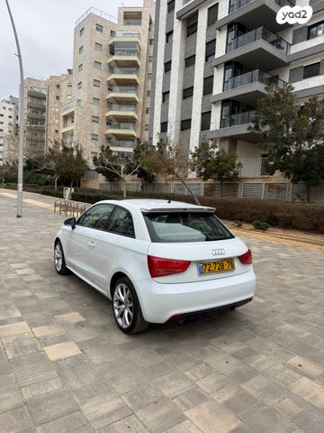 אאודי A1