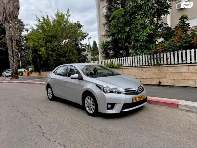 טויוטה קורולה