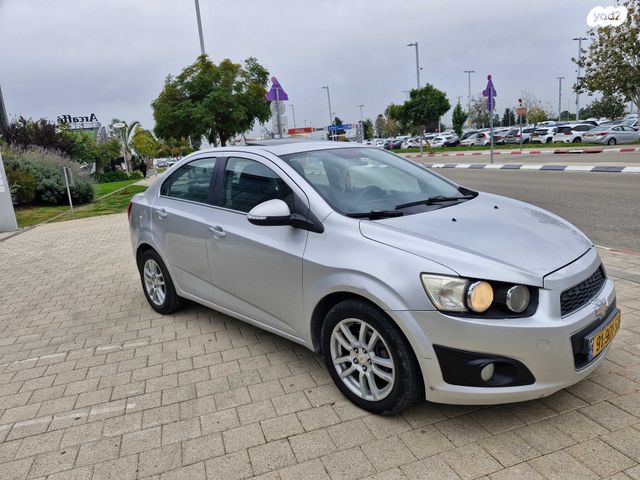 שברולט סוניק