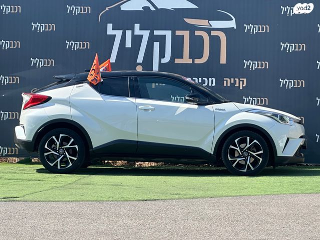 טויוטה C-HR