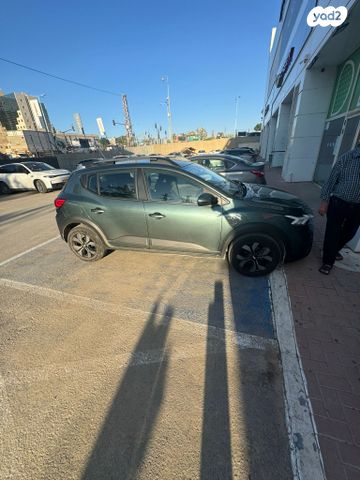 דאצ'יה סנדרו Stepway