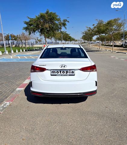 יונדאי אקסנט i25