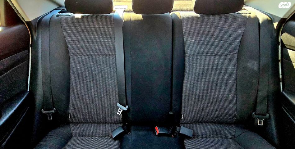 יונדאי אקסנט i25