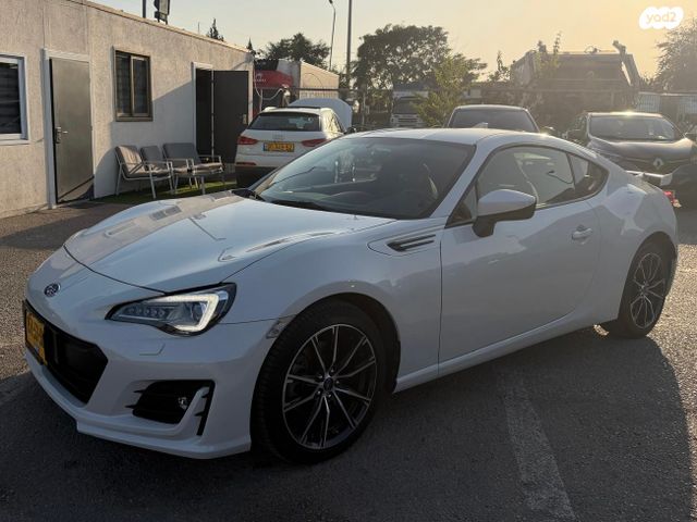 סובארו BRZ