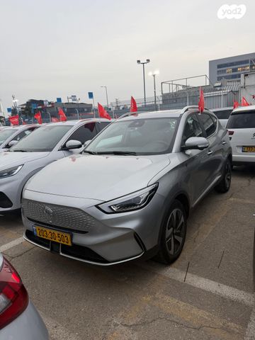 מודעת רכב אם ג'י ZS