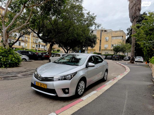 טויוטה קורולה