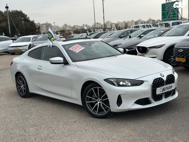 מודעת רכב ב מ וו סדרה 4