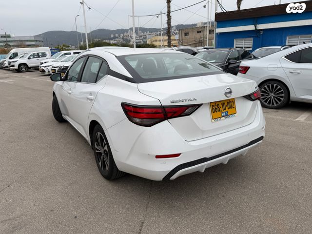 ניסאן סנטרה
