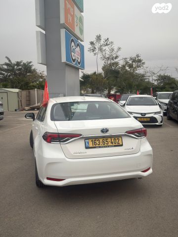 מודעת רכב טויוטה קורולה 2