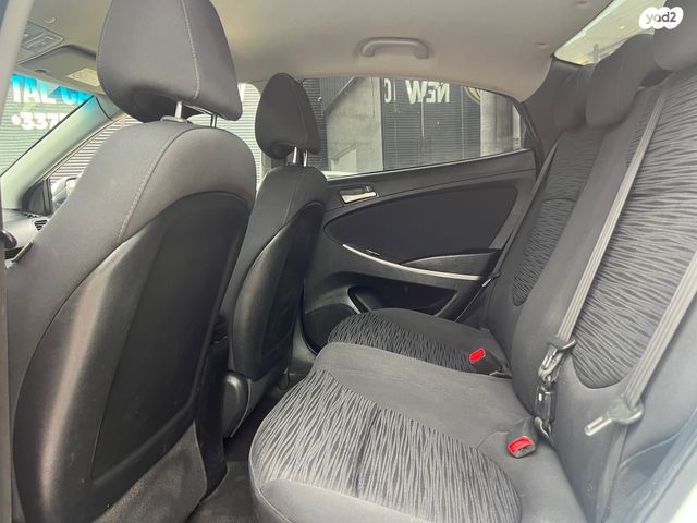 יונדאי אקסנט i25