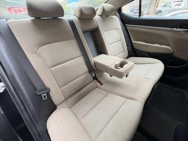 יונדאי אלנטרה