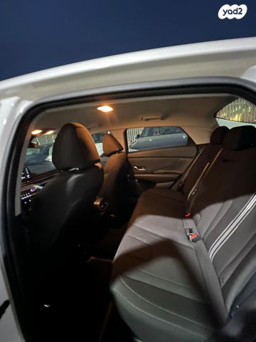 יונדאי אלנטרה