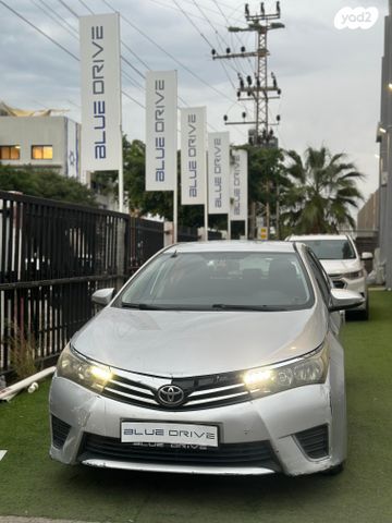 טויוטה קורולה