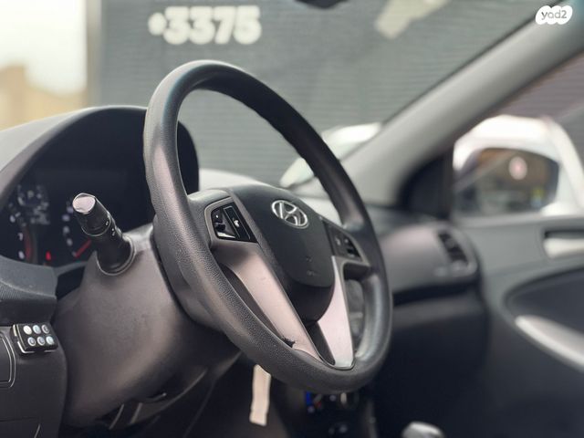 יונדאי אקסנט i25