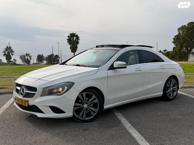 מודעת רכב מרצדס-בנץ CLA