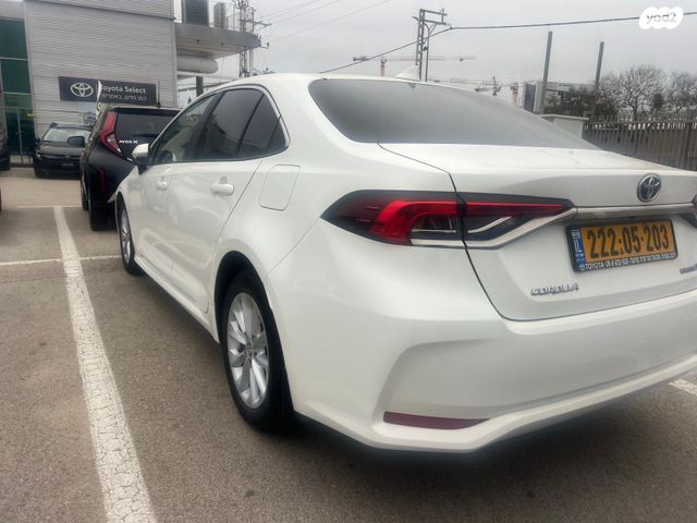 טויוטה קורולה