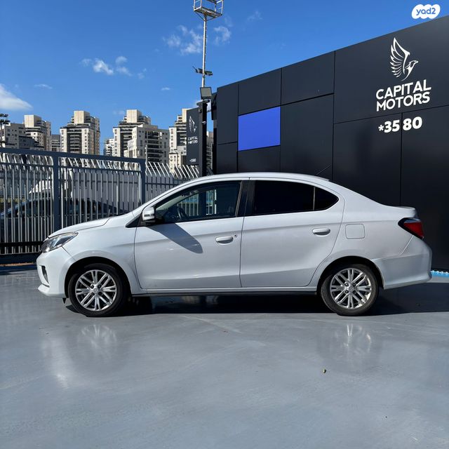 מיצובישי אטראז'