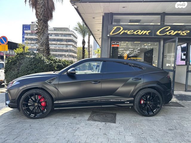 למבורגיני אורוס