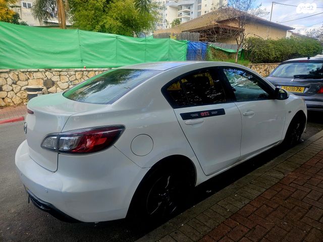 מודעת רכב מאזדה 3 1