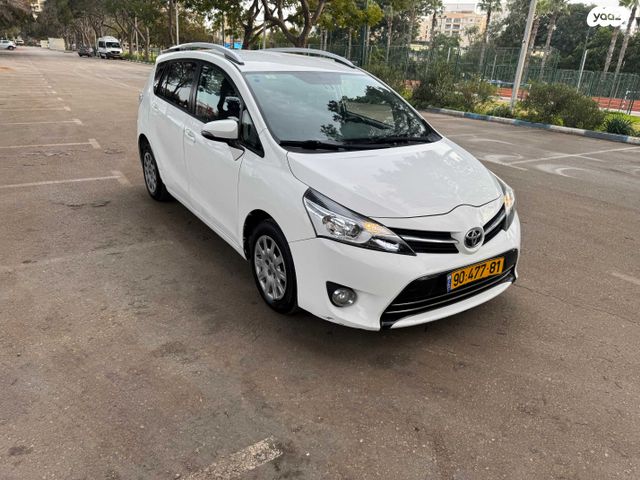 מודעת רכב טויוטה ורסו