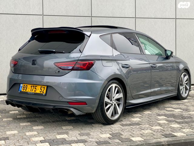 מודעת רכב סיאט לאון 2