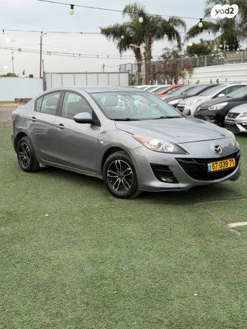 מודעת רכב מאזדה 3