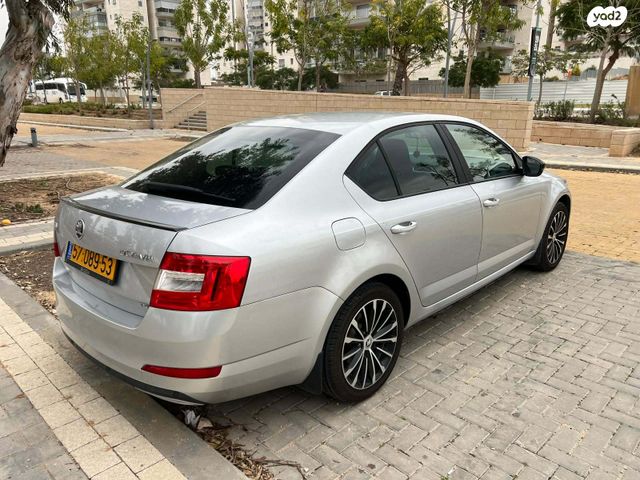 סקודה אוקטביה 