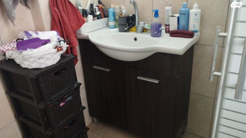 דירה, שדרות האלונים 6, פארק המושבה, באר יעקב