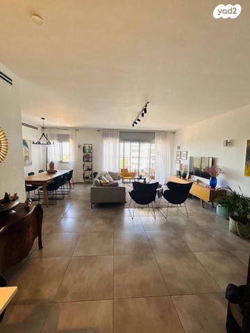 דירה, חטיבת אלכסנדרוני 6, מורשה, רמת השרון