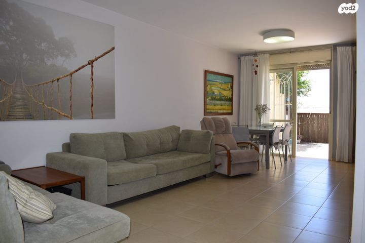 דירת גן, גלבוע 33, שכונה ה'-ו', מבשרת ציון