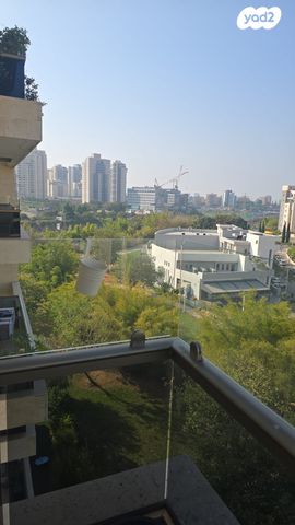 דירה, יוסף נקר 35, כפר גנים ג, פתח תקווה