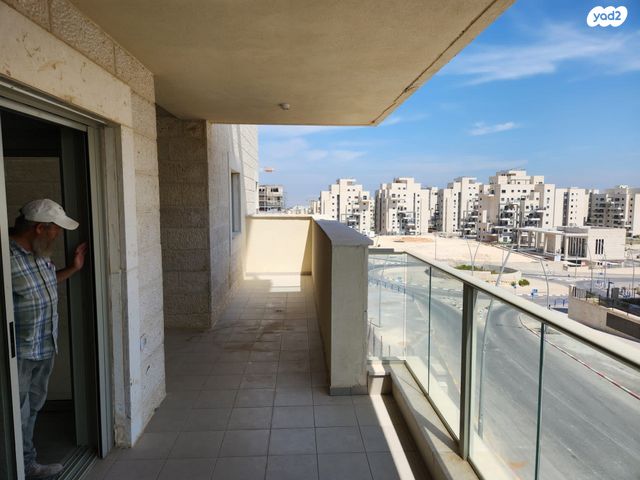 דירה, תלמוד בבלי 22, דובב מישרים / רמת בית שמש ד-1, בית שמש