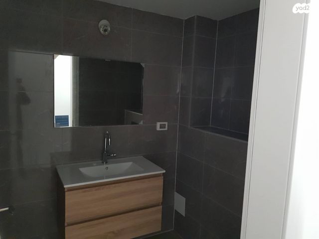 דירה, יצחק שמיר 9, רמת הדר, גבעת שמואל