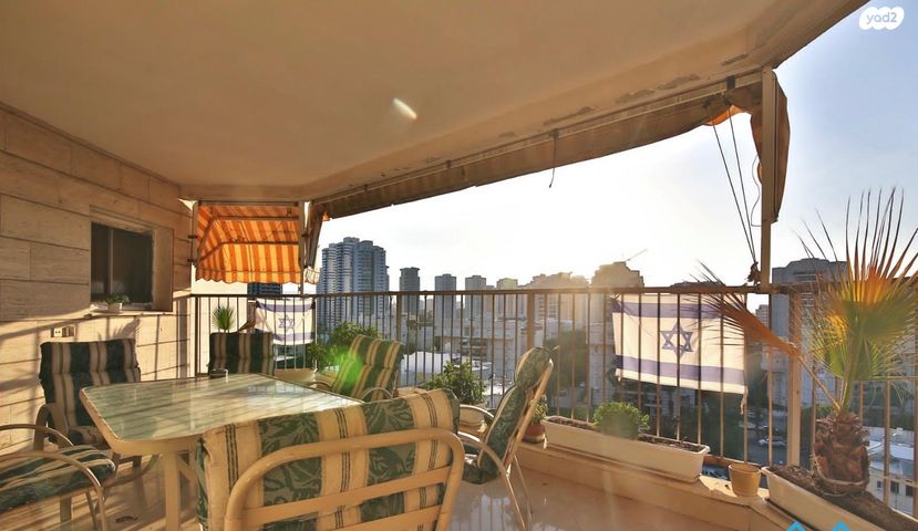 דירה, סמטת תמרי 1, נווה גנים, קרית מוצקין