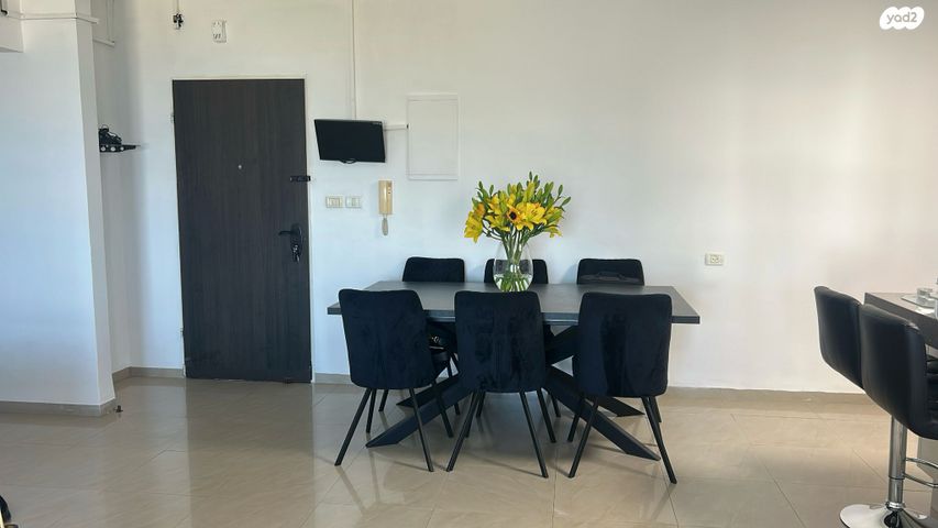 דירה, האמהות 1, שיכון עובדים, טבריה