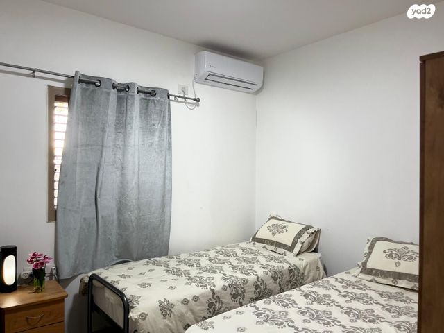 דירת גן, רש"י 1, מעלה עמוס, מעלה עמוס