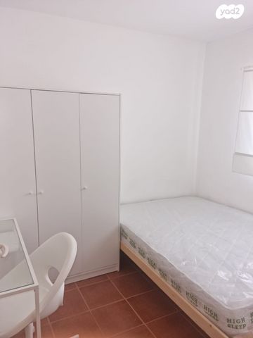 דירה, אברהם אבינו 60, שכונה ד', באר שבע