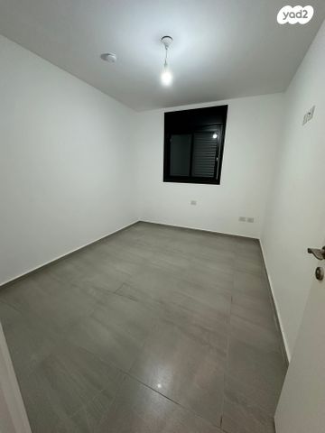 דירה, חיים הרצוג 12, פסגות אפק, ראש העין