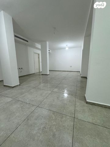 דירת גן, ב.צ. מילמן 4, רובע ו', אשדוד